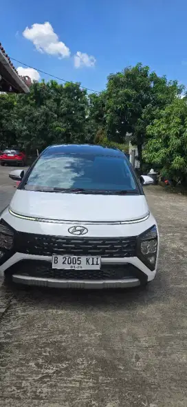 Dijual mobil hyunday stargazer prima at