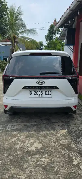 Dijual mobil hyunday stargazer prima at