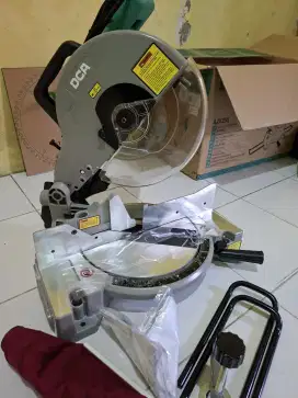 MITER SAW ALUMINIUM 10 INCH MEREK DCA