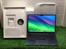 MacBook Air 13 inch 2022 Chip M2 Ex iBOX RAM 8-256 GB LikeNewss