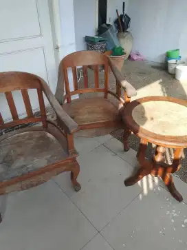 Meja dan kursi kayu 1 set