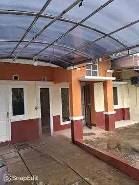 Disewakan Rumah 3KT di Cluster Taman Sari Di Harapan Indah 2 Bekasi