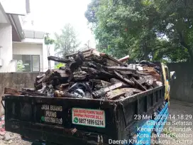 Jasa buang puing tanah