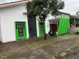 Rumah nyaman & Strategis ditengah kota Malang