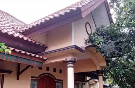 Dijual Rumah Tua Hitung Tanah Srengseng Jagakarsa