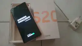 Samsung s20 fe oranye