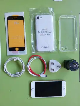 Apple Iphone 8 (White Pink Rose Gold) Ex pakai cewe