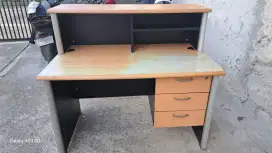 Meja kasir 120 cm