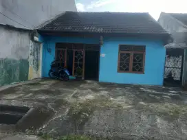 Di jual cepat rumah dan tanah bu