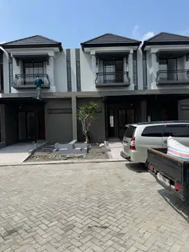 Disewakan Rumah Baru Gress Citraland City Kedamean