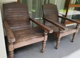2 kursi Kayu Jati super berat