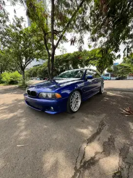 BMW E39 M54 525i 2001