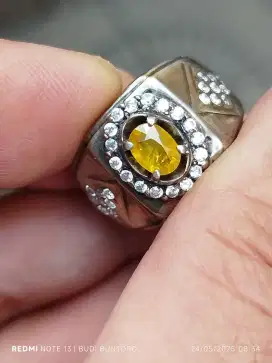 Batu Yellow sapphire safir 0.63 crat ring perak memo CGL heat A yakut