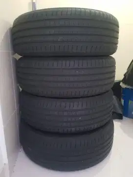 Ban Bridgestones Alenza001 235/60r18 103w