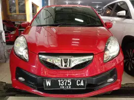 Honda Brio Satya E Manual Merah