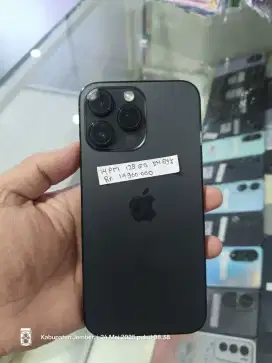 iPhone 15 pro max BH 89%