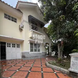 Dijual Rumah Murah NEWLY Reno Hook View Taman Di Kota Wisata Cibubur