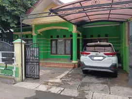 Dijual Rumah Dalam Komplek TMII di Lubang Buaya Jakarta Timur