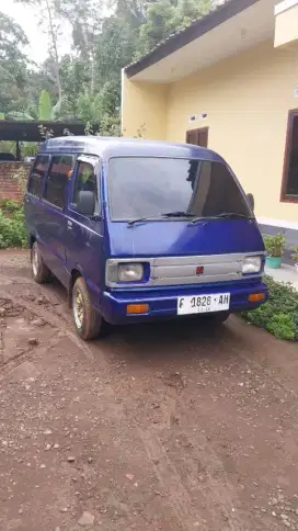 Dijual mobil suzuki carry tahun 1990 surat lengkap stnk,bpkb