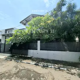 Dijual Rumah Bagus Strategis Siap Huni Di Bintaro Sektor 3A