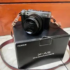 Mirrorless Fujifilm X-A5 XA5 + Lens Kit