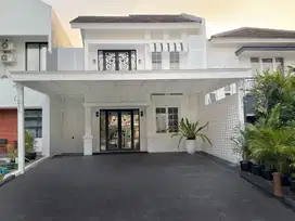 Rumah Mewah Modern di Cluster La Vintage De Latinos BSD CITY