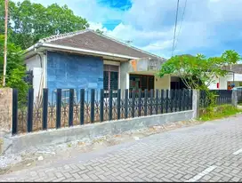 Jual Tanah Bonus Rumah Cocok Untuk Kos Eksklusif di Pogung 5 Menit UGM