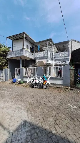 DIJUAL RUMAH KOS²AN DI KANJURUHAN MALANG 2 LANTAI