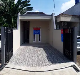 Rumah Kampung Di Bambu Apus jakarta timur
