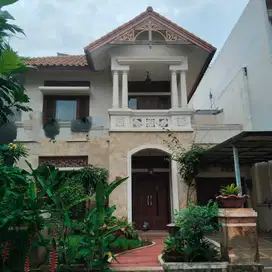 Diijual Rumah Semi Furnished Terdepan di Citragran Cibubur
