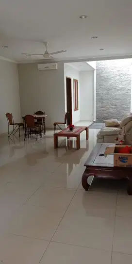 Dijual Cepat Rumah Pondok Indah lokasi Perumahan dekat dengan PIM