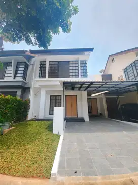 Dijual Rumah Cantik Full Renovasi di Emerald Bintaro SC/HH13460