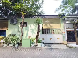 RUMAH MURAH BANYAK UNTUNG LOKASI STRATEGIS DI SURABAYA BARAT! YUK NEGO