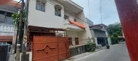 Rumah 2 Lantai Di Jalan Ampera Dekat Akses Jalan Utama Gunung Sahari