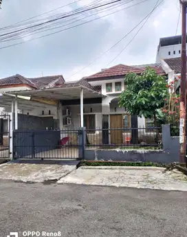 Dijual rumah tanah luas di Komplek Arcamanik Endah Kota Bandung