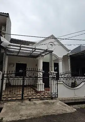 Dijual cepat catalina lokasi strategis dekat tol mal sekolah