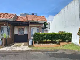 Rumah Tanah Hook di Rancamaya Golf Estate Bogor