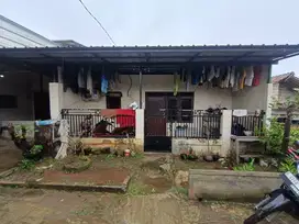 Rumah Kampung Di Pusat Kota Depok, 5 Menit ke Stasiun Depok
