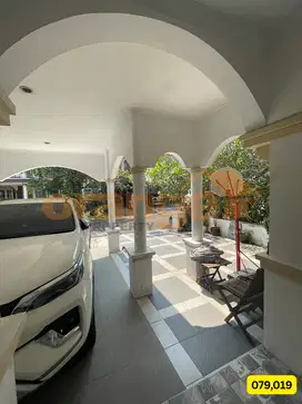 Di Jual Rumah di Cluster Depan Kota Wisata Dekat dengan Toll