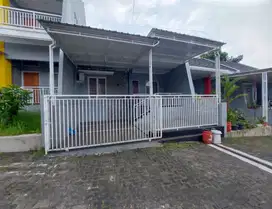 Dijual Rumah Bagus Cluster Grafika Banyumanik Dekat Kodam Diponegoro