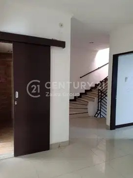 Rumah 3 Lantai Siap Huni Di Greenville Kebon Jeruk Jakarta Barat