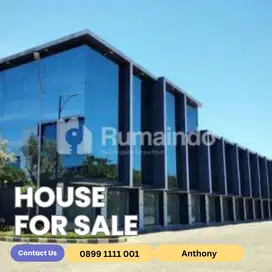 Rumah Strategis, Mewah dan Nyaman