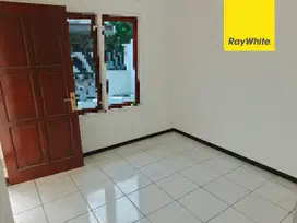 RUMAH MURAH TAMAN PONDOK JATI DEKAT JALAN UTAMA