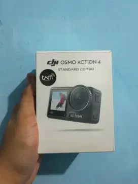 DJI Osmo Action 4 - Action Camera 1/1.3-inch Sensor