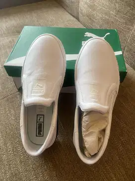 PUMA Slip on Leather white