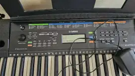Keyboard Yamaha PSR E253
