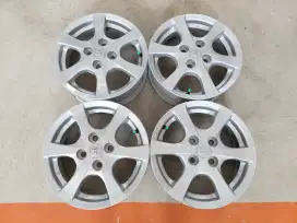 Jual pelek OEM Toyota Agya ring 14x5 pcd 4x100