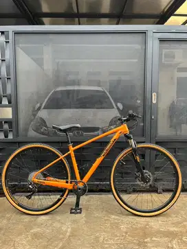 Polygon Heist X5 Orenge 700C /29 size M