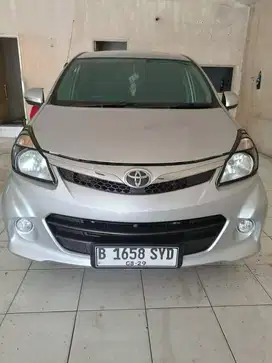 Toyota Avanza Veloz 1.5 At 2013