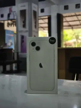 IPHONE 13 128 GB GARANSI RESMI IBOX FREE ADAPTOR DAN PELINDUNG LAYAR